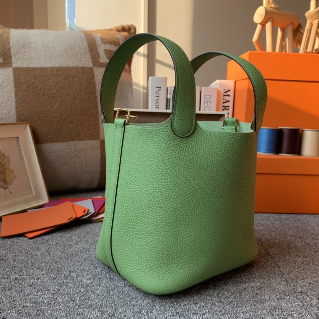 에르메스 피코탄18 아보카도그린 금장 끌레망스 가죽